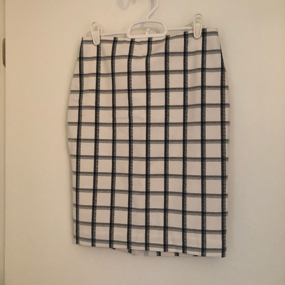 Express Plaid Check Black And White Fitted Pencil Skirt